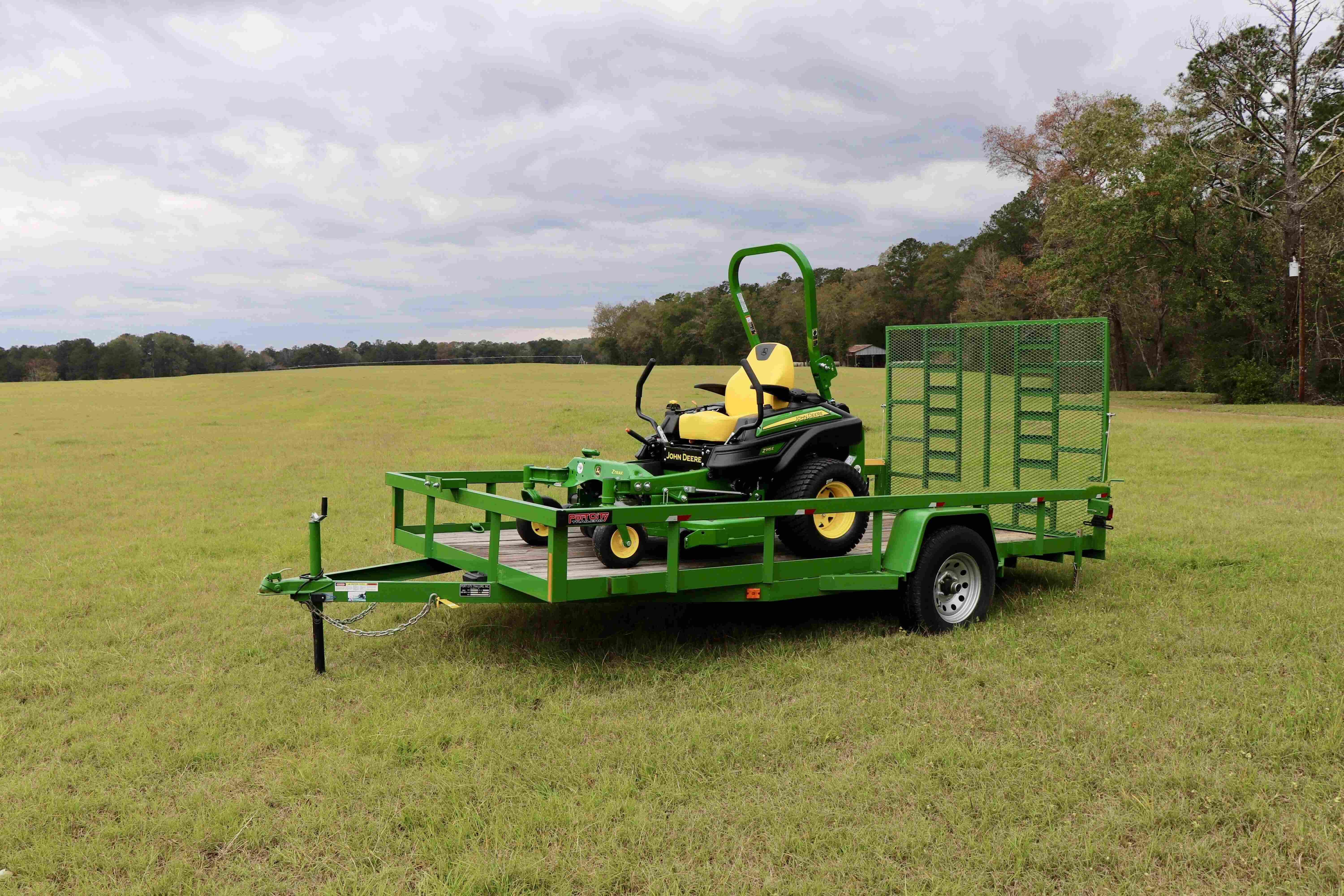 Z915E Commercial Mowers Package